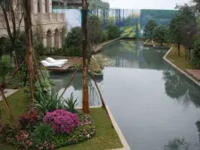 南山 复地山与城二期四房328万