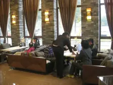 配套齐全 出行方便 带私家露台 拎包入住