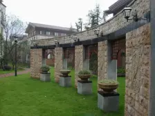 二郎 纯洋房小区 精装修带两个大露台 朝公园住家安静