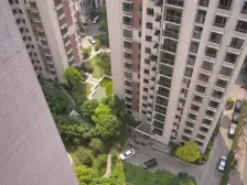 外滩滨江,飞机户型,前排采光无遮挡,有车位,近地铁