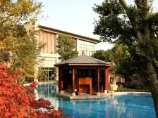 银都名墅双拼别墅,北进门,南花园,下沉式庭院。