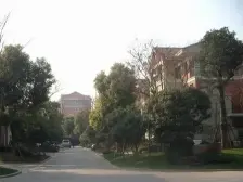银都名墅双拼别墅,北进门,南花园,下沉式庭院。