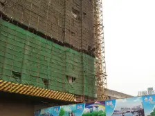 盘龙商圈精装修2房 拎包入住 近轻轨只要40万 诚心出售