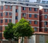 天朝华都 南北通风 户型方正 带23平大车库 诚心