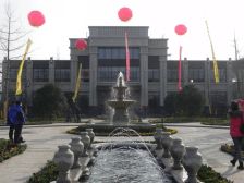 视野宽阔 采光足 设施齐全 交通便利 停车便利