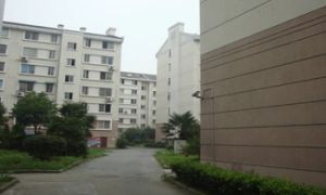 满五唯一,好楼层,南湖景区边上,