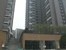 谢家湾 大鼎世纪滨江二房105万