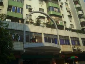 地铁口上盖,采光好花园小区管理,旺中带静包全屋家私