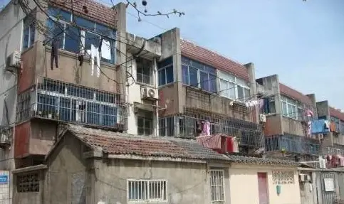 板仓街192号