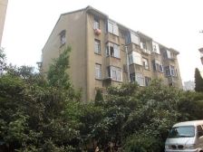 户型方正三房 采光佳 地段位置好靠地铁口 看房方便