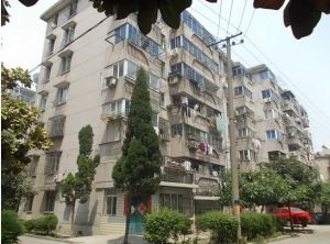 濠河畔、电视塔旁(双)地铁口,老城区地段,诚心出售