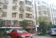 楼层好,出行方便,户型方正,居住方便舒适