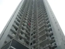 可以鲤鱼池,电梯房,出门就是观音桥商圈