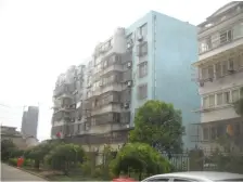 鸿运城市花苑,楼层好,拎包入住!