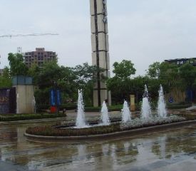 西区花园白领公寓1室1厅东南