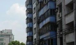 2室2厅全明户型,诚心出售,边套。
