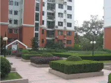 带60㎡大院子 正看天山公园美景 三开间朝南