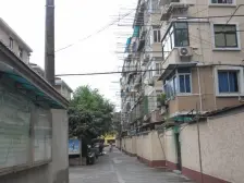 常熟路228弄 3室1厅 南