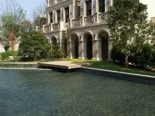 南山山与城2期清水联排别墅,板式结构,带花园带车位