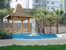 此房为顶楼,没怎么装修,客户可根据自己喜好自由发挥