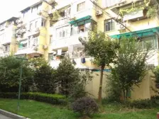 中山公园板块美化标杆小区,小区配套齐全,生活便利