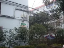 此房满五唯、一 中间楼层 采光无遮挡 精装修拎包入住