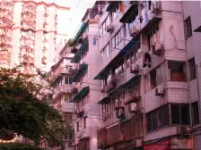房源近地铁,隔成完整两套房,适合和老人一块住
