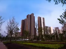 户型通透,看小区中庭,住家精装修,配套成熟
