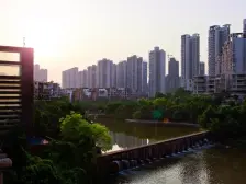 公园大门口,次新小区,朝南中庭,经典户型,入户院管