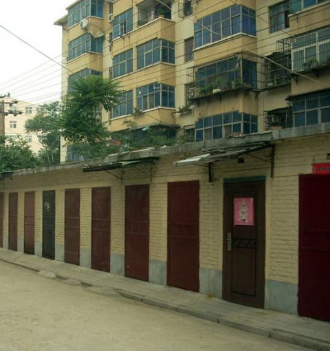 建华园3室2厅2卫南北朝向1000.00元/月出租