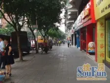 楼层好,视野开阔,交通方便 出行便利 ,带屋顶花园