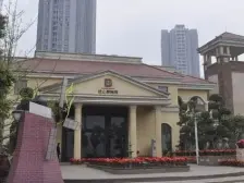 看江优质户型,视野采光好,小区环境优雅,住家舒适