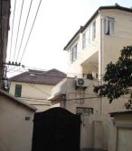 安福路整层新式里弄 精装修停车便利 带阁楼露台