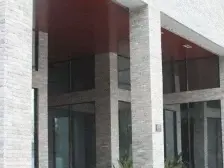 老城区 泰吉滨江三房127万