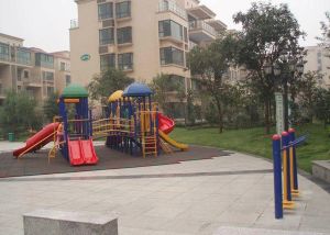体育场旁住宅一室首付两成70年大产权