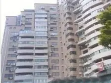 渝景大厦 3室2厅 东南
