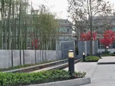 公园的板式大平层 4房小高层2梯2户近轻轨