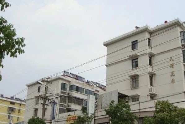 天晴花园实景图