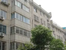 桂花新村三楼复式 楼下128+楼上60+汽车库17平 振华