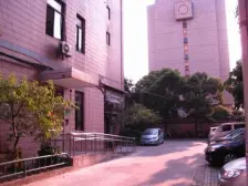 小区环境安静高区景观房中规中矩满五年税费少