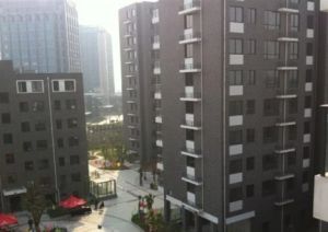 好房出售,带南北大露台,精装自住好楼层,221户型