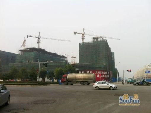 亚秀丽都2室2厅1卫南北朝向1000.00元/月出租