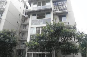 中坝小区2室1厅东南