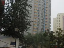 人小电梯房 采光可以 户型方正 可拎包入住