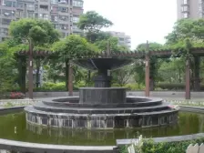 品质小区,环境优美,精装修,诚意出售