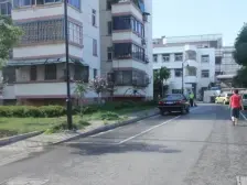 20万温馨装修,中间楼层,看房方便