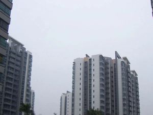 房源是从化流溪河边源,夜间环境优美.