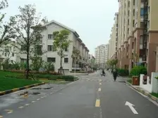 南北通透,得房率很高,带有大花园,有车位采光无遮挡