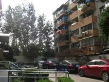 淞虹路地铁小两房,一梯两户,采光通风好,配套成熟