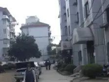 一梯两户,全明户型,主卧朝南,视野宽阔